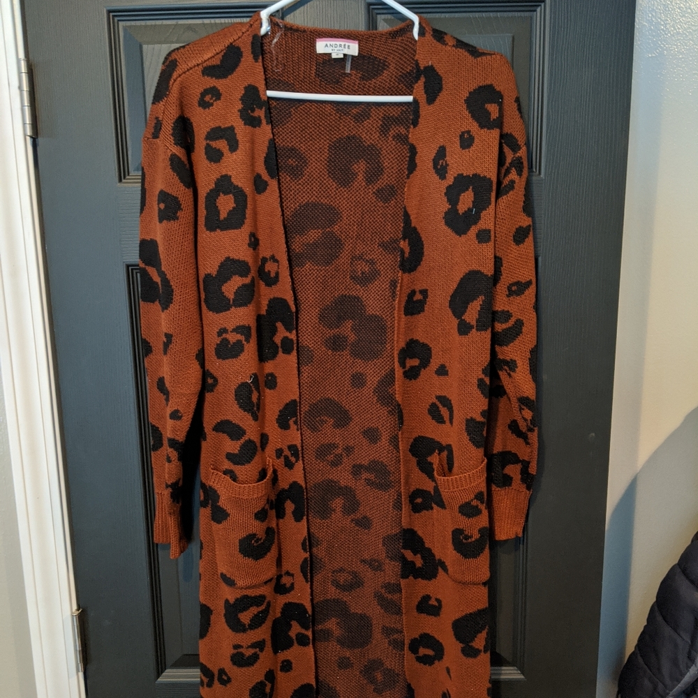 Andreé Leopard Cardigan